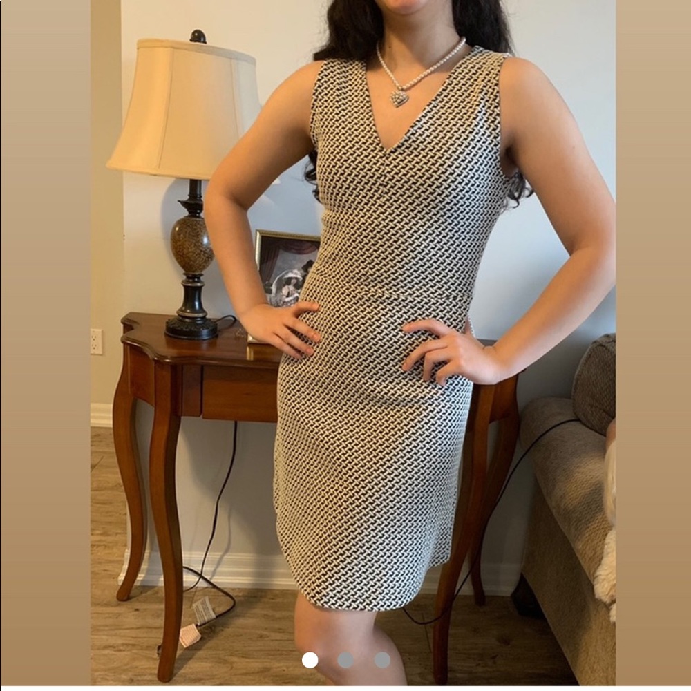 Supper cute vintage look Black and white dress